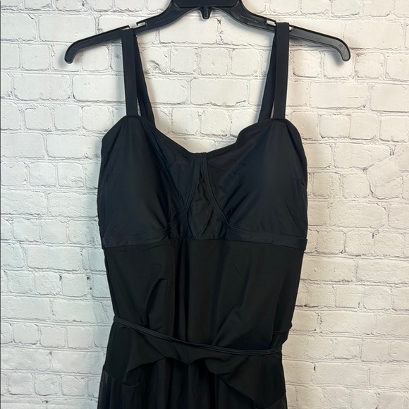 BloomChic Black One Piece Swimwear - Picture 5 of 8